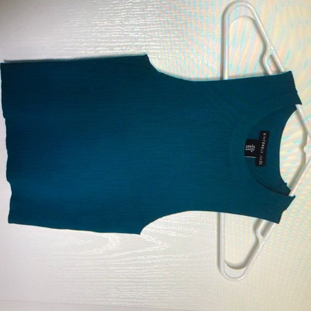 Casual fitted crop top